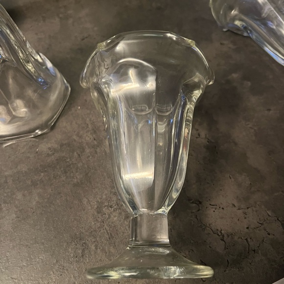 Vintage 3 Libbey Glass ICE CREAM SUNDAE GLASSES Soda Fountain Malt Parfait cups - Picture 5 of 6